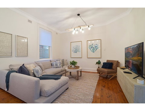 Huge Garden Apartment In The Heart Of Bondi Beach - New South Wales Tourism  4
