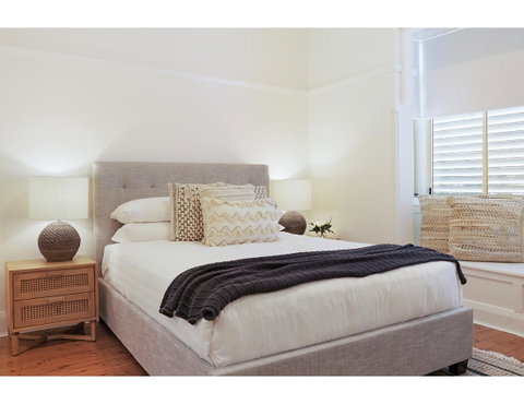 Huge Garden Apartment In The Heart Of Bondi Beach - New South Wales Tourism  14