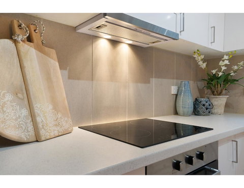 Huge Garden Apartment In The Heart Of Bondi Beach - New South Wales Tourism  24