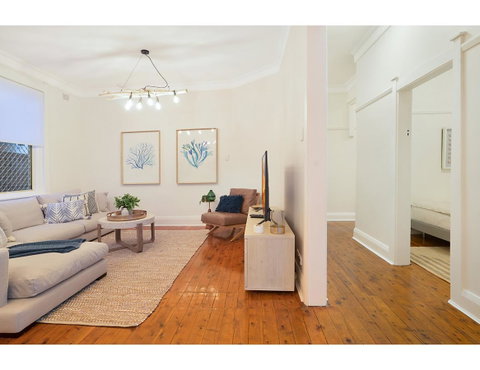 Huge Garden Apartment In The Heart Of Bondi Beach - New South Wales Tourism  31