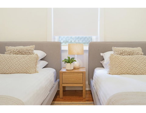 Huge Garden Apartment In The Heart Of Bondi Beach - New South Wales Tourism  10