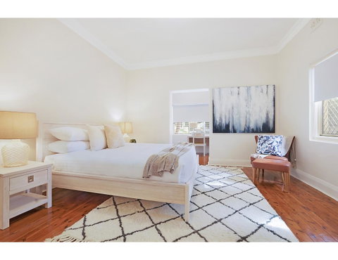 Huge Garden Apartment In The Heart Of Bondi Beach - New South Wales Tourism  8