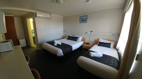 Bega Motel - New South Wales Tourism  18