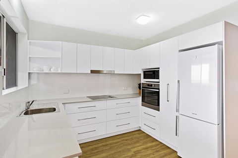 Victoria Parade, Kiah, Unit 10, 53 - New South Wales Tourism  4
