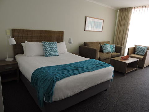 BASE Holidays - Ettalong Beach Premium Apartments - New South Wales Tourism  11