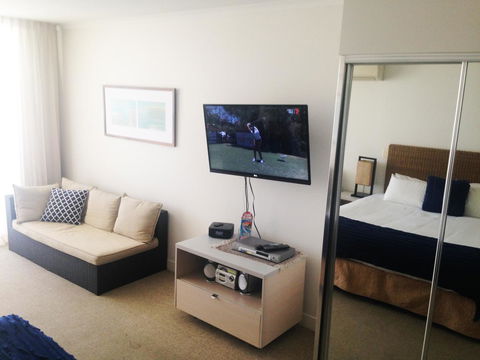 BASE Holidays - Ettalong Beach Premium Apartments - New South Wales Tourism  32