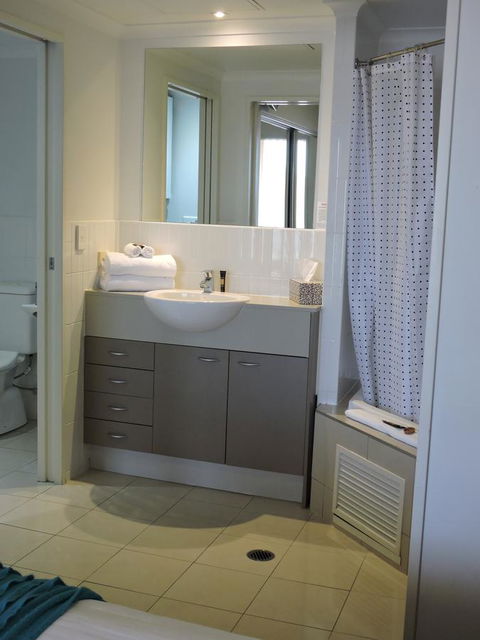 BASE Holidays - Ettalong Beach Premium Apartments - New South Wales Tourism  8