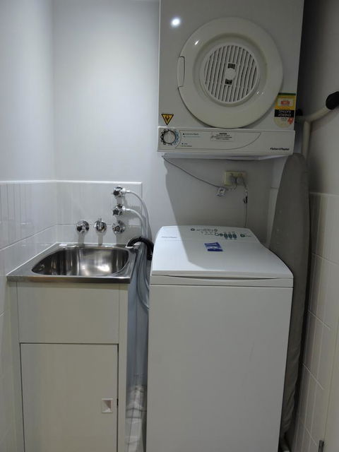 BASE Holidays - Ettalong Beach Premium Apartments - New South Wales Tourism  3