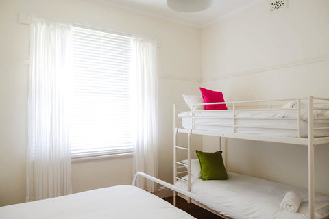 Morpeth Cottage - New South Wales Tourism  13