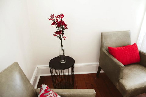 Morpeth Cottage - New South Wales Tourism  9