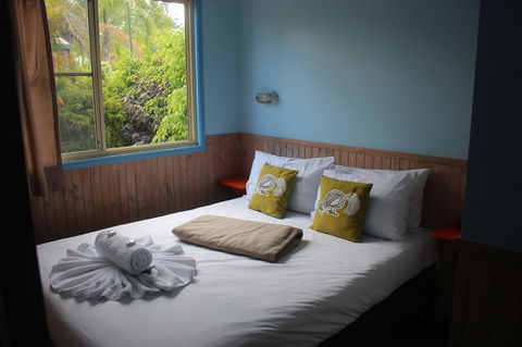 Lani\'s Holiday Island - New South Wales Tourism  2
