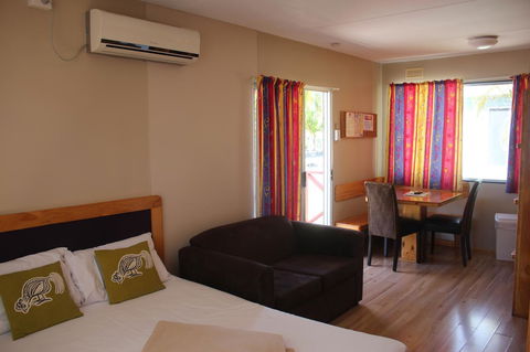 Lani\'s Holiday Island - New South Wales Tourism  15