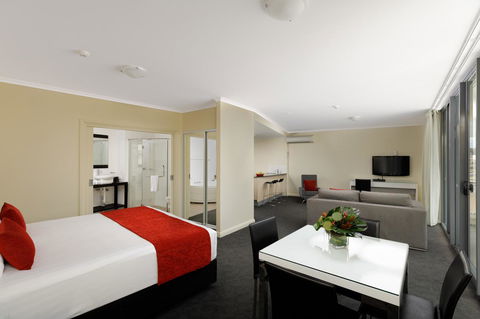 Rydges Mount Panorama Bathurst - New South Wales Tourism  20