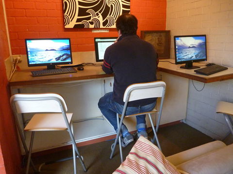 Newtown Backpackers - New South Wales Tourism  6