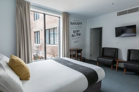 The Lucky Hotel - New South Wales Tourism  2