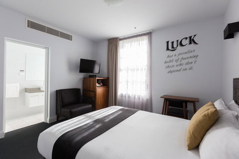 The Lucky Hotel - New South Wales Tourism  3