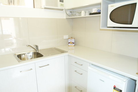 Hibiscus Motel - New South Wales Tourism  12