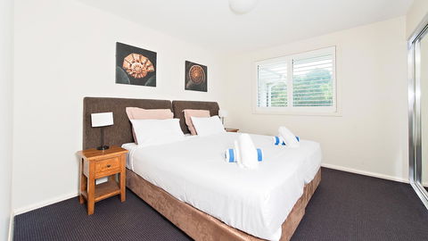 Pacific Blue, Salamander Bay - New South Wales Tourism  15