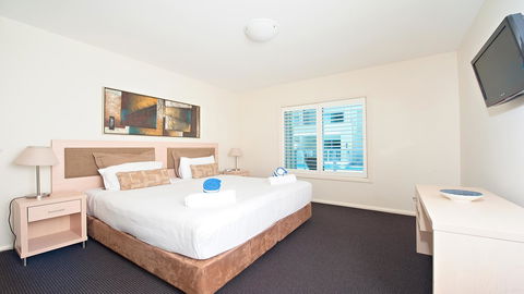 Pacific Blue, Salamander Bay - New South Wales Tourism  9