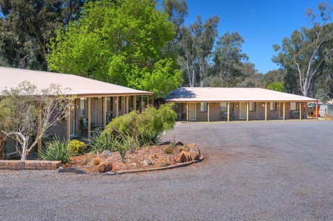 Corowa Bindaree Holiday Park - New South Wales Tourism  9