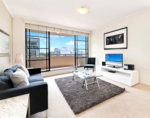Wyndel Apartments - Apex North Sydney - New South Wales Tourism  0