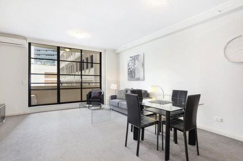 Wyndel Apartments - Apex North Sydney - New South Wales Tourism  19