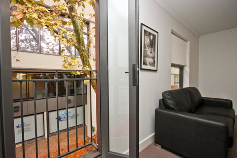 The Star Apartments - New South Wales Tourism  7