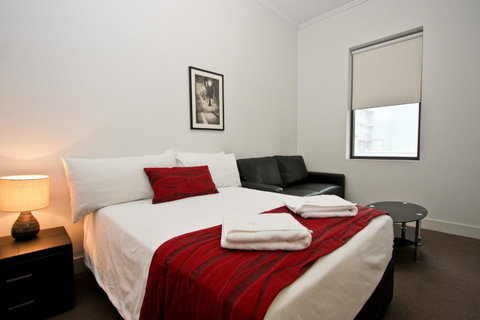 The Star Apartments - New South Wales Tourism  15