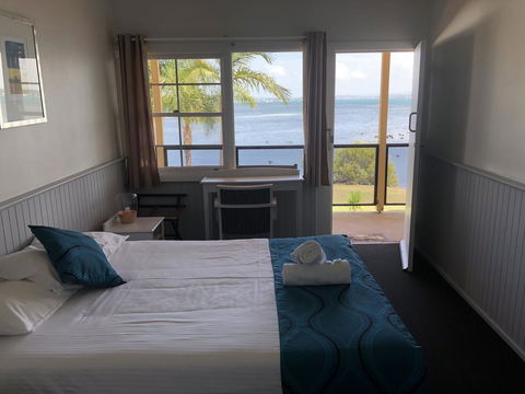 Squid\'s Ink Motel - New South Wales Tourism  14