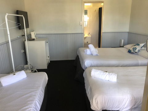 Squid\'s Ink Motel - New South Wales Tourism  30