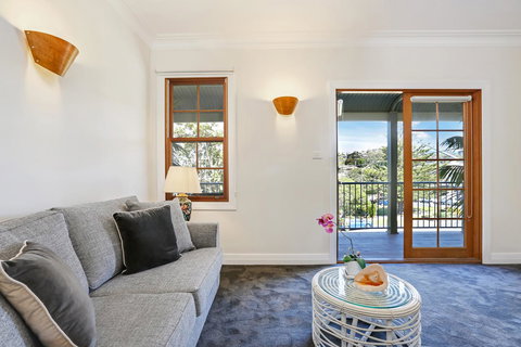 Bellevue Accommodation - New South Wales Tourism  3
