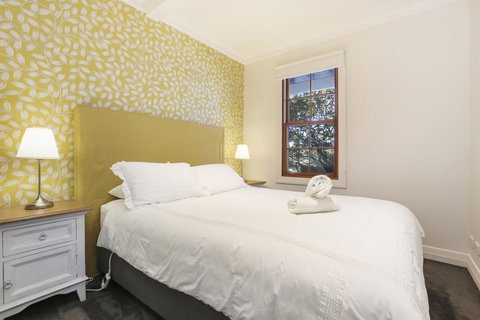 Bellevue Accommodation - New South Wales Tourism  6