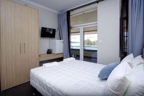 Lakes And Ocean Hotel Forster - New South Wales Tourism  30