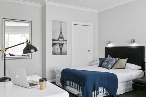 Airport Hotel Sydney - New South Wales Tourism  0