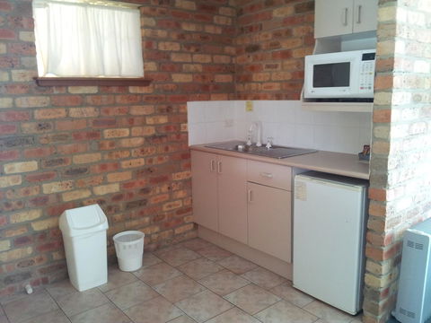 Mollymook Surfbeach Motel & Apartments - New South Wales Tourism  31