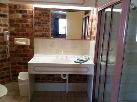 Mollymook Surfbeach Motel & Apartments - New South Wales Tourism  26