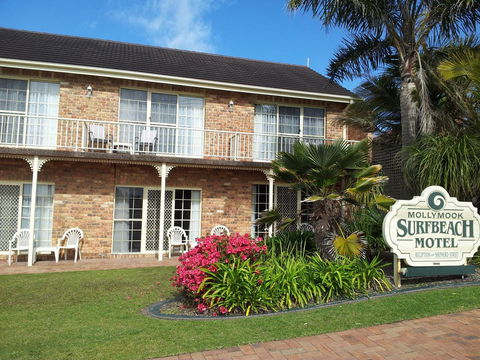 Mollymook Surfbeach Motel & Apartments - New South Wales Tourism  8