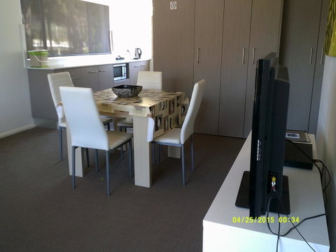Pelican H2O One & Two Bedroom Apartments - New South Wales Tourism  27