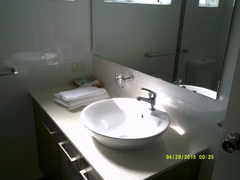 Pelican H2O One & Two Bedroom Apartments - New South Wales Tourism  32