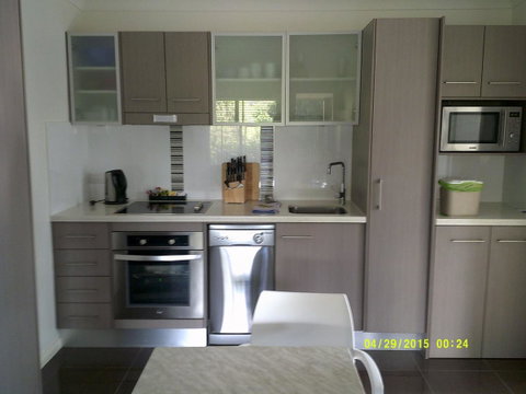 Pelican H2O One & Two Bedroom Apartments - New South Wales Tourism  16