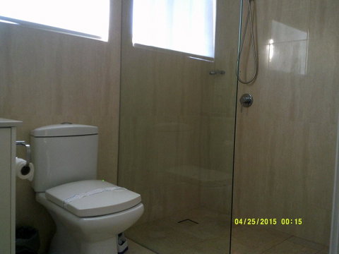 Pelican H2O One & Two Bedroom Apartments - New South Wales Tourism  26