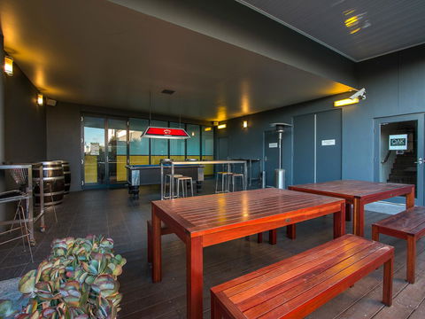 Alpha Hotel Eastern Creek - New South Wales Tourism  19