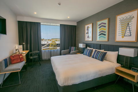 Alpha Hotel Eastern Creek - New South Wales Tourism  0