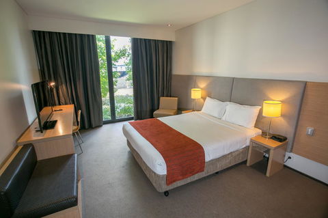 Alpha Hotel Eastern Creek - New South Wales Tourism  32