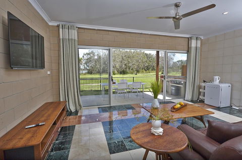 Estoy Cabarita - New South Wales Tourism  13