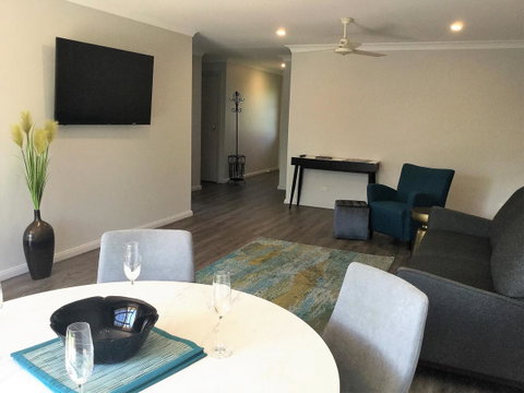 Tic Tac Toe Quality Accommodation - New South Wales Tourism  9