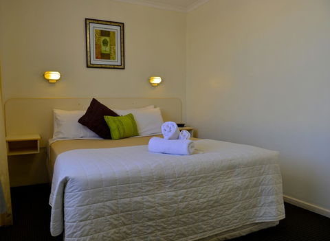 Beach House Holiday Apartments - New South Wales Tourism  5