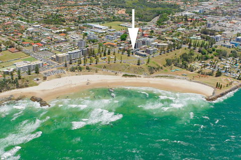 Beach House Holiday Apartments - New South Wales Tourism  16