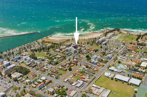 Beach House Holiday Apartments - New South Wales Tourism  15