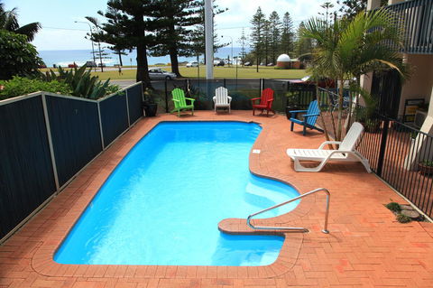 Beach House Holiday Apartments - New South Wales Tourism  19
